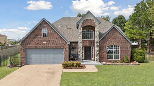 910 N Butternut Ct, Broken Arrow, OK, 74012-8663 | Card Image