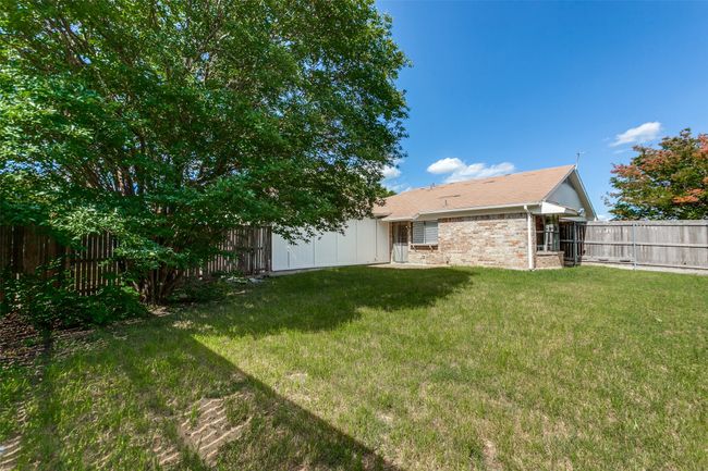 2513 Figtree Ln, House other with 3 bedrooms, 2 bathrooms and null parking in Plano TX | Image 6