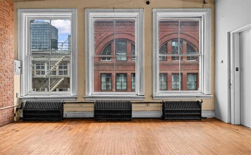 5w-100 Prince St, New York, NY, 10012-3247 | Card Image