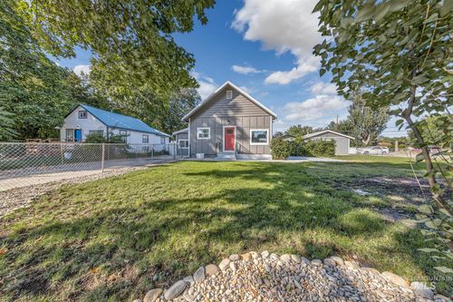 824 E Main St, Weiser, ID, 83672-2338 | Card Image