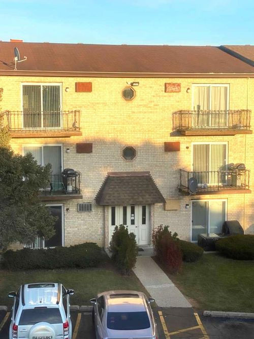 apt-2c-4056 Bonhill Dr, Arlington Heights, IL, 60004-1029 | Card Image
