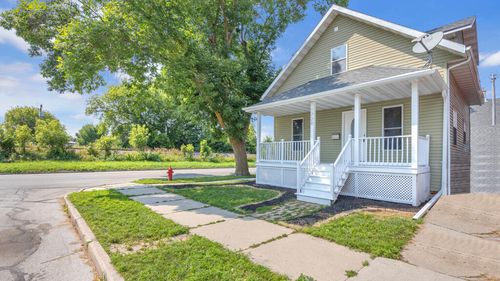 1728 Alexander Ct, Sheboygan, WI, 53081-2349 | Card Image