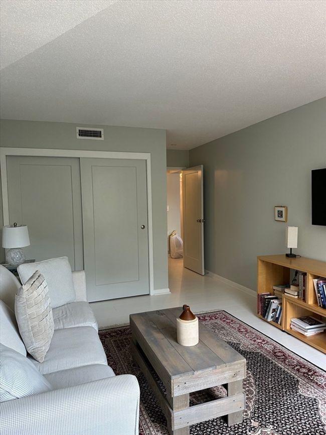 APT-2P - 406 Paradise Rd, Condo with 2 bedrooms, 2 bathrooms and 2 parking in Swampscott MA | Image 7