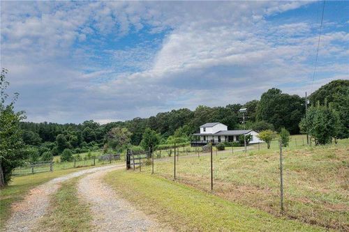 255 Reynolds Rd, Cedartown, GA, 30125-4986 | Card Image