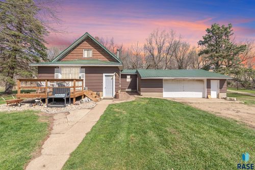 2447 201st St Street, Currie, MN, 56123-1060 | Card Image
