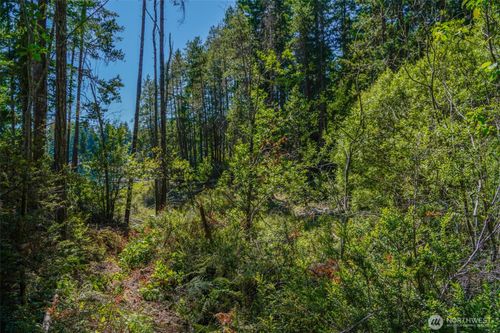 691 Ne Lakeshore Dr S, Tahuya, WA, 98588-9507 | Card Image