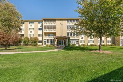 6C - 650 S Alton Way, Condo with 1 bedrooms, 1 bathrooms and 1 parking in Denver CO | Image 2