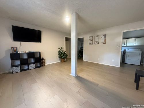 109 Bonham St, Port LaVaca, TX, 77979-2602 | Card Image