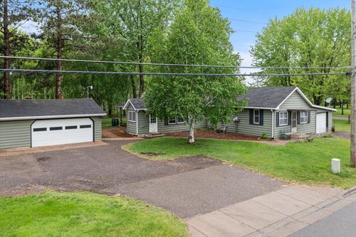 27900 Old Towne Rd, Chisago City, MN, 55013-9428 | Card Image