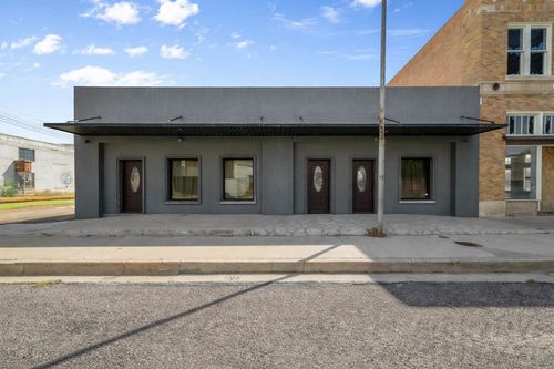109 Runnels St, Big Spring, TX, 79720-2524 | Card Image