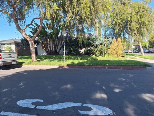 2751 Sonoma, Torrance, CA, 90503 | Card Image