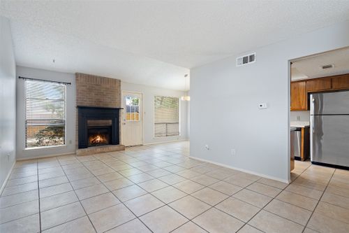 11435 Ptarmigan Dr, Austin, TX, 78758-3621 | Card Image