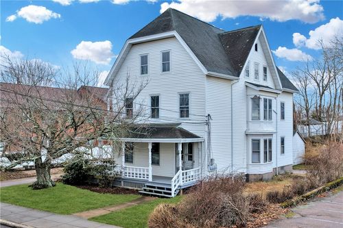 7 Dixon Street, Westerly, RI, 02891 | Card Image