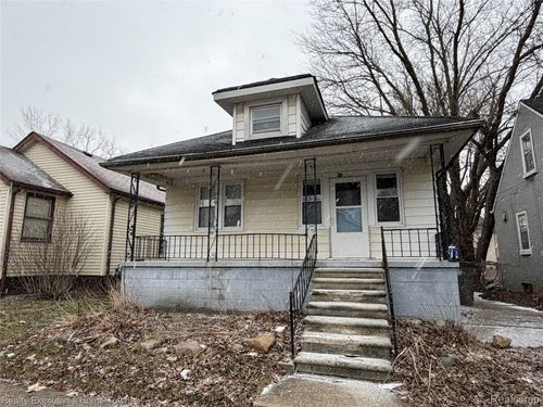 47 W Rockwood St, Ecorse, MI, 48229-1815 | Card Image