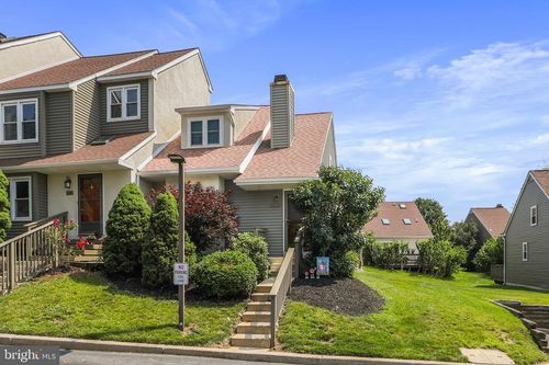207-207 Saint Albans Ct, CHESTER SPRINGS, PA, 19425-8730 | Card Image