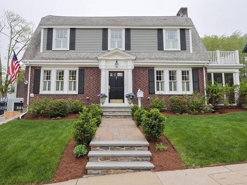 37 Pelton St, Boston, MA, 02132-2045 | Card Image