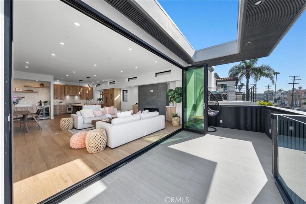 Residential in Hermosa Beach 4