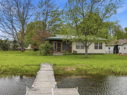 17079 5th St, Barryton, MI, 49305-9523 | Card Image