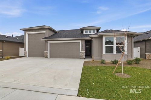 1733 Kayak Rd, Emmett, ID, 83617-3055 | Card Image
