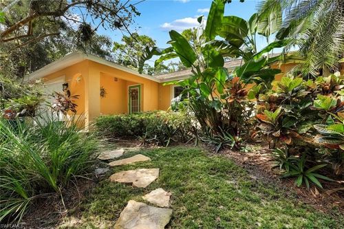 6037 Westport Ln, Naples, FL, 34116-5419 | Card Image