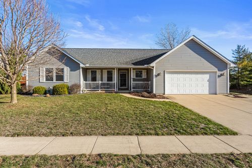 1202 Edgeview Dr, Mahomet, IL, 61853-8999 | Card Image