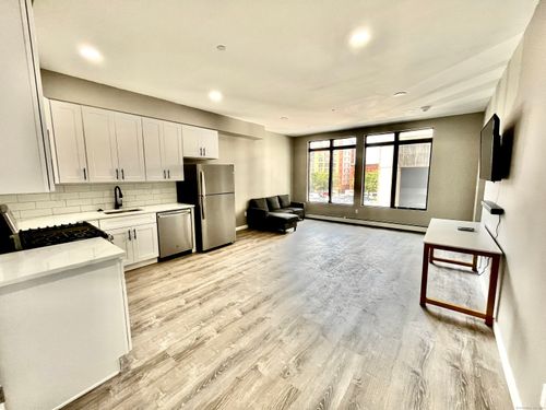 apt-3b-37 Center St, New Haven, CT, 06510-3049 | Card Image