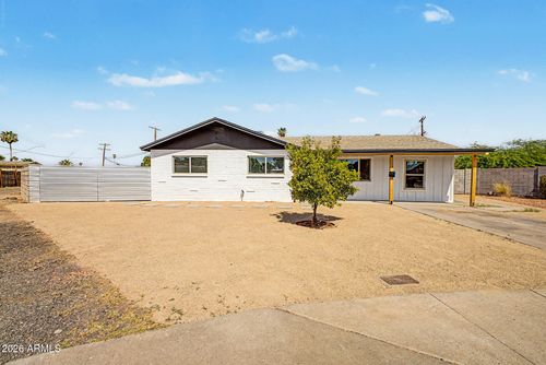3554 W Townley Ave, Phoenix, AZ, 85051-3743 | Card Image