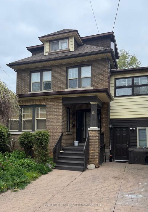 31 Paisley Ave S, Hamilton, ON, L8S1T9 | Card Image