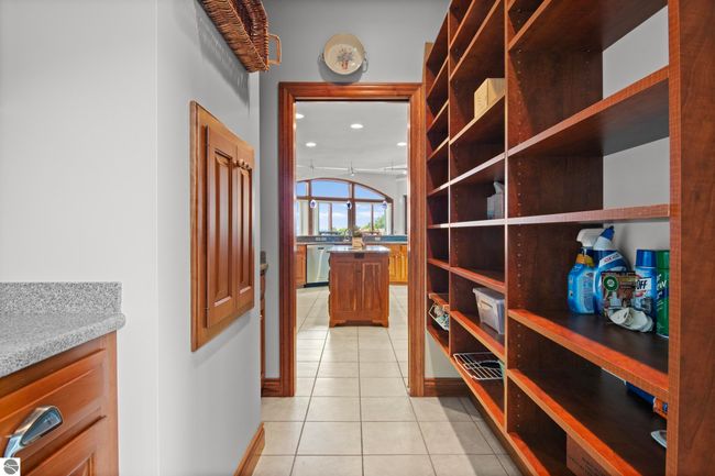4173 Dornoch Ct, House other with 6 bedrooms, 4 bathrooms and null parking in Williamsburg MI | Image 20