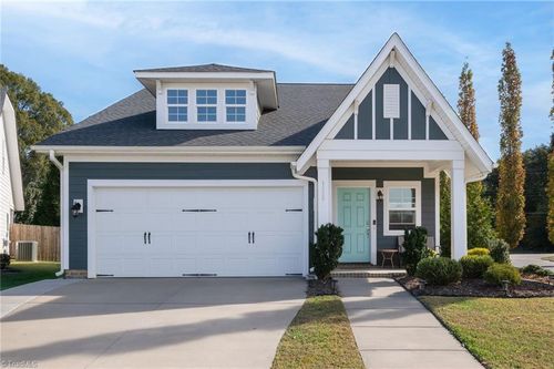 1826 Eastover Ct, Kernersville, NC, 27284-4018 | Card Image