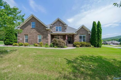 101 Sunrise Cove Cir, Huntsville, AL, 35811-8251 | Card Image