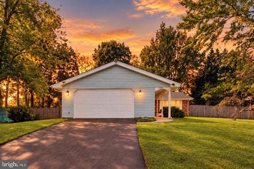 5614 Daniel Cir, WALDORF, MD, 20601-3221 | Card Image