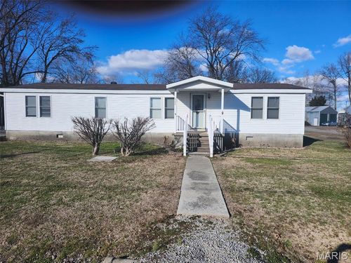 402 Pine St, Willisville, IL, 62997 | Card Image