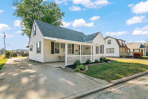 213 Bernard St, Bourbonnais, IL, 60914-1907 | Card Image