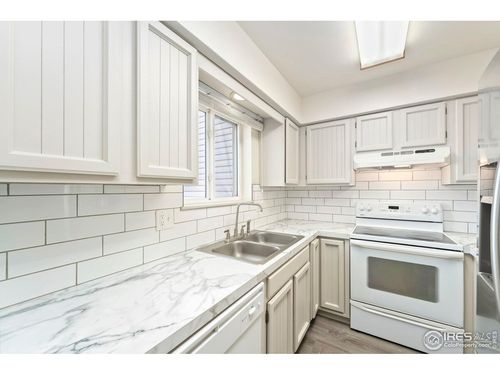 1523 Peacock Pl, Loveland, CO, 80537-6515 | Card Image