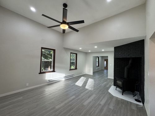 336 Juniper St, Elko, NV, 89801-3161 | Card Image