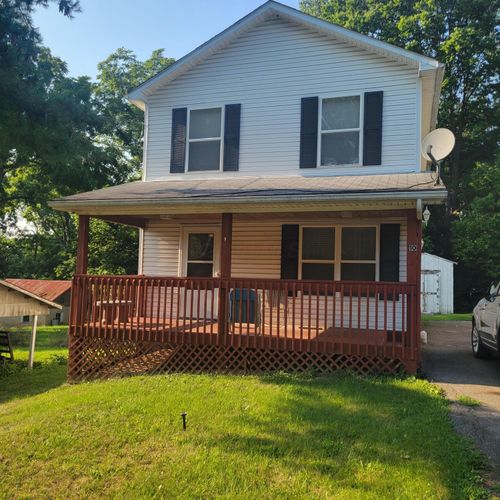 10 Delta St, Delaware, OH, 43015-1811 | Card Image