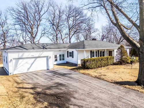 1434 Rainbow Dr, Waterloo, IA, 50701-1145 | Card Image