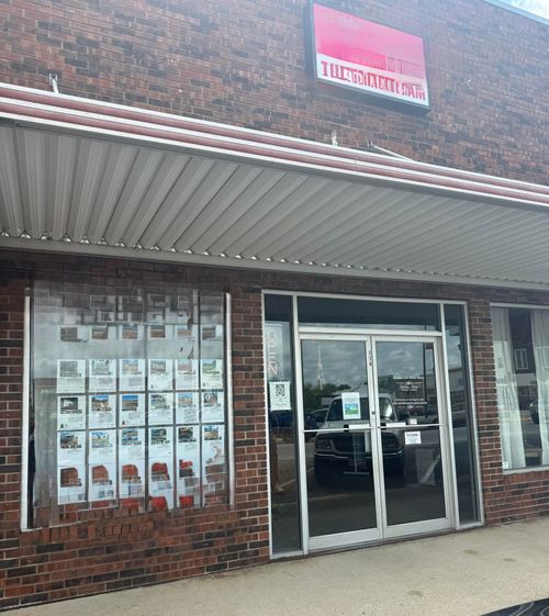 114 S Spurlock St, Ava, MO, 65608-5466 | Card Image