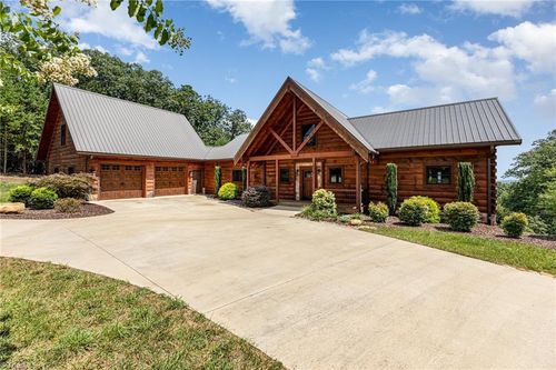 1220 Sierra Trace Rd, Denton, NC, 27239-8038 | Card Image