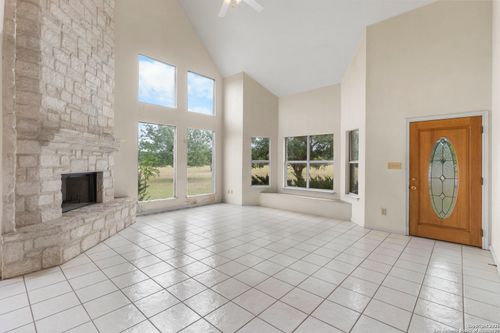 369 Deer Vly, Bandera, TX, 78003 | Card Image