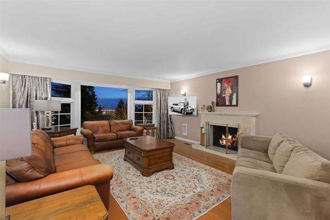 1145 Millstream Road, House other with 5 bedrooms, 3 bathrooms and 4 parking in West Vancouver BC | Image 11