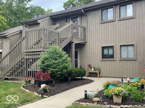 89 Lookout Ridge Dr, Columbus, IN, 47201-8937 | Card Image