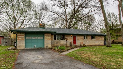 7625 Station St, Indianapolis, IN, 46240-3665 | Card Image