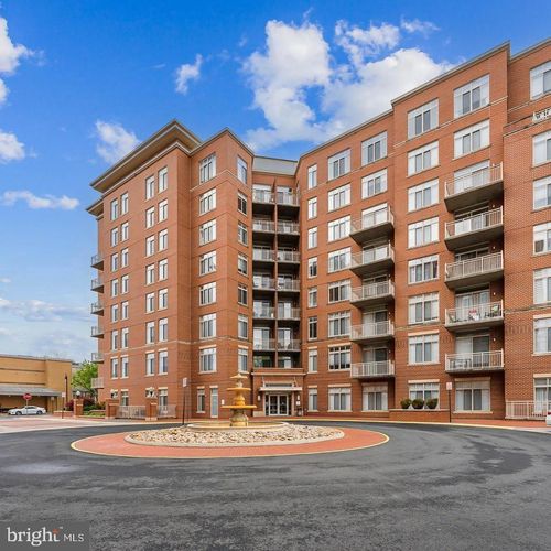 unit-312-4490 Market Commons Dr, FAIRFAX, VA, 22033-6048 | Card Image