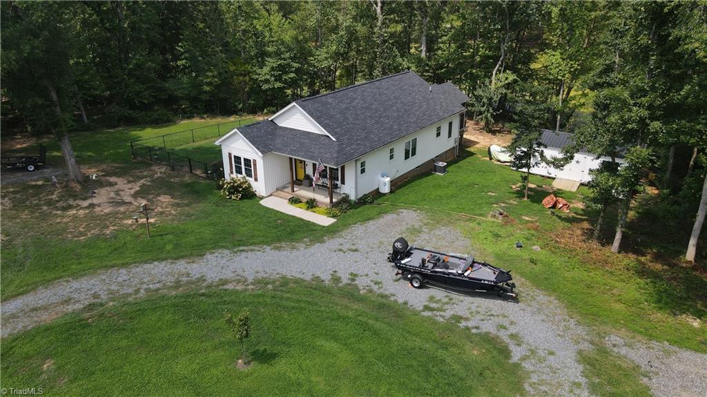 Residential in Stoneville 5