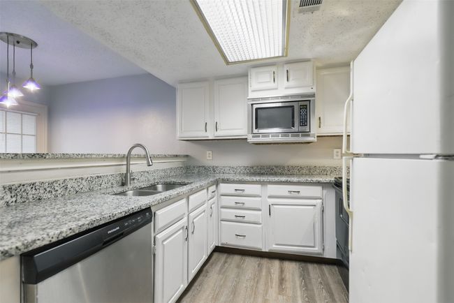 APT-126 - 1513 E Interstate 30, Condo with 2 bedrooms, 1 bathrooms and null parking in Garland TX | Image 10
