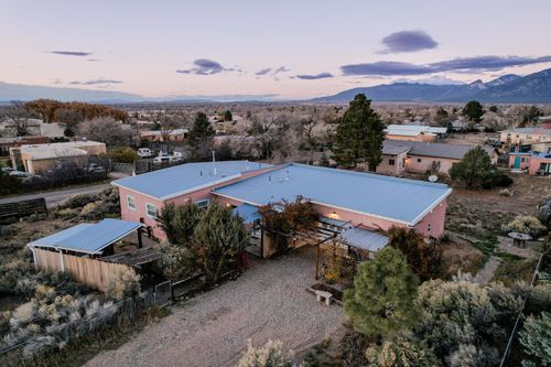 313 Adobe, Taos, NM, 87571-6885 | Card Image