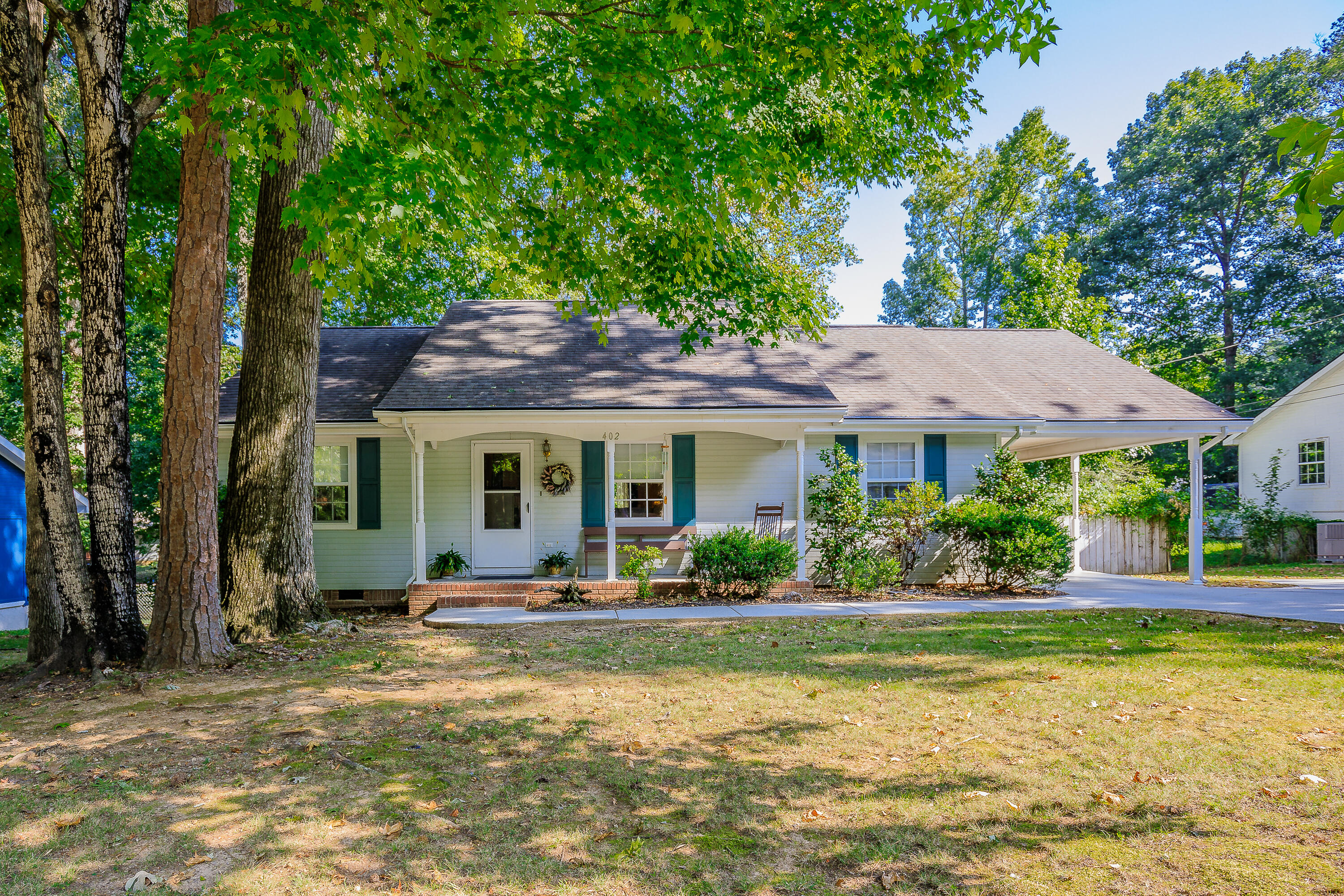 Park St, LA Fayette, GA 30728
