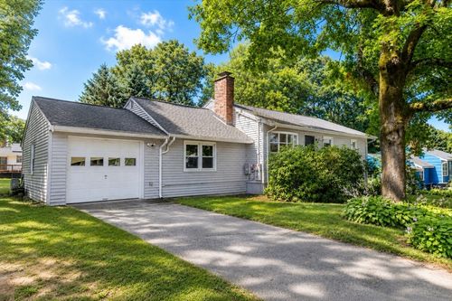96 Crestwood Ln, Marlborough, MA, 01752 | Card Image